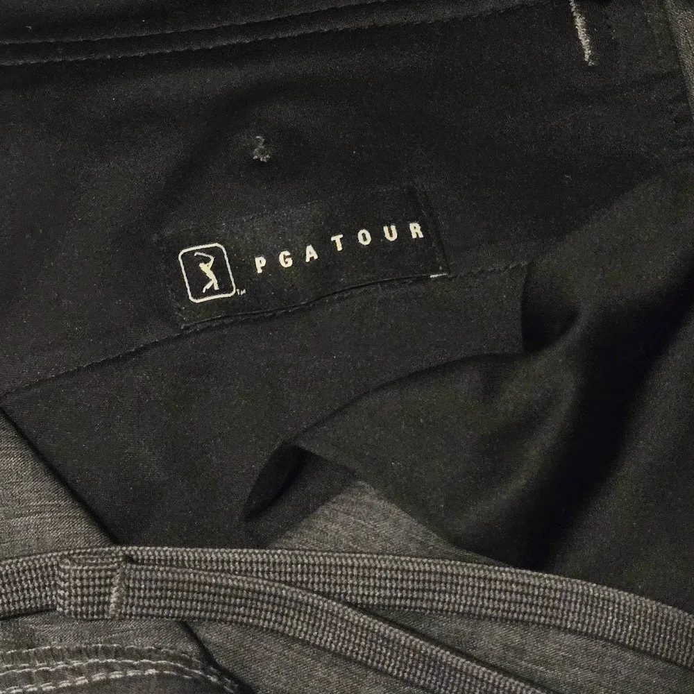 PGA TOUR Men’s Heathered Grey Performance Golf Shorts - Size 38